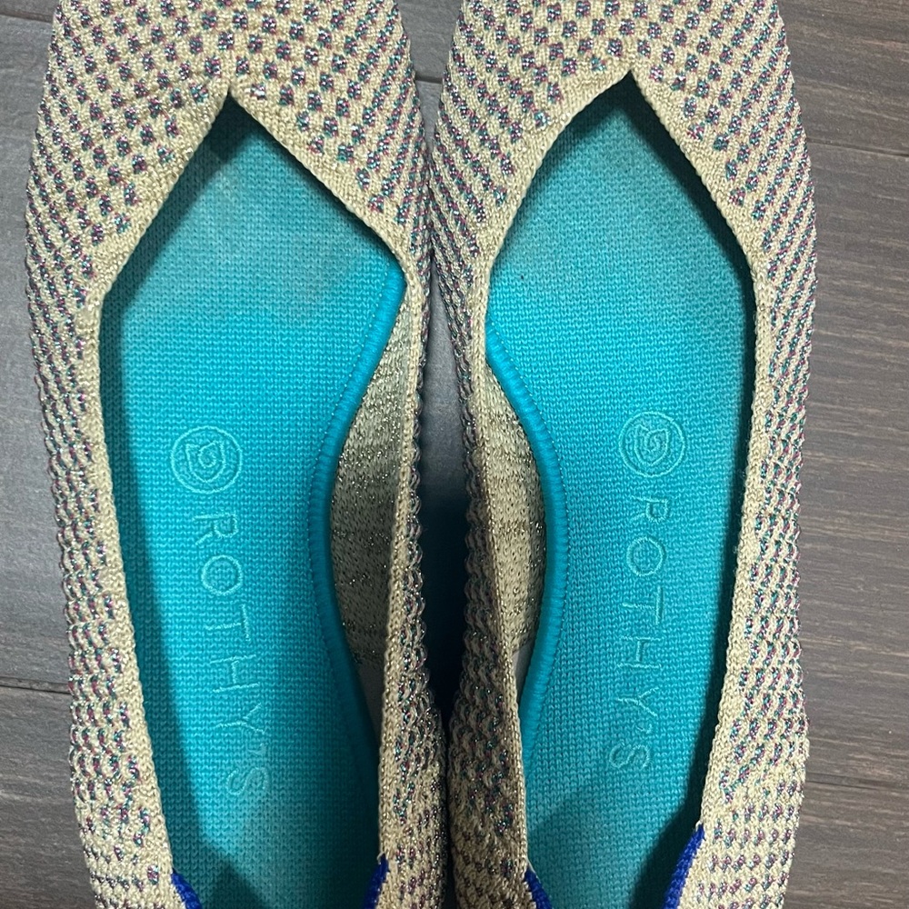 Rothy's Beige and Navy Patterned Flats